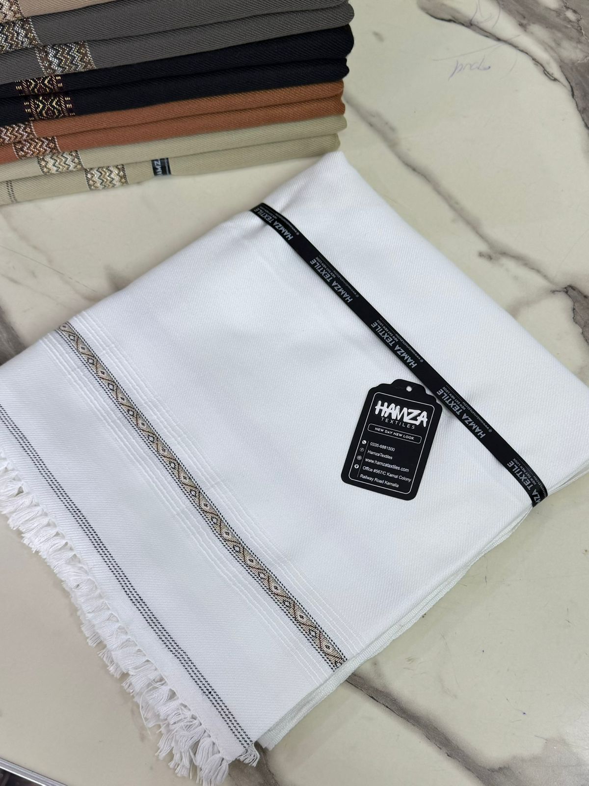 Special Premium Wollen Shawl (off White)